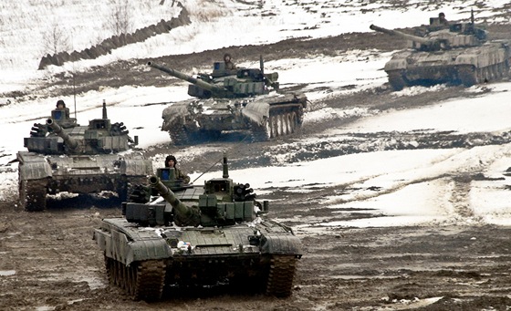 Tanky T-72M4 CZ páslavického praporu - poslední tanková jednotka eské republiky. Podle Bílé knihy má být v budoucnu zváena její dalí existence.