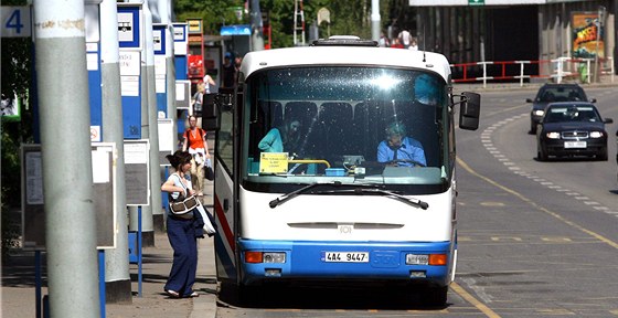 Kvli zdraení olomoucké hromadné dopravy a také zruení dosavadního zvýhodnní zaplatí lidé za cestování po Olomoucku v zón 71 více. (Ilustraní snímek