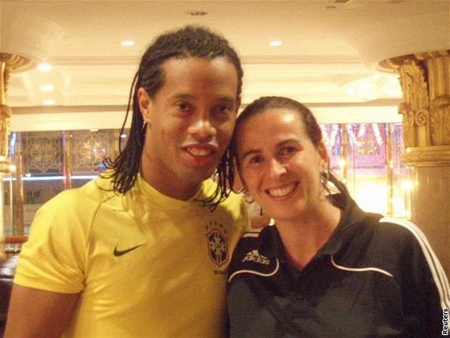 Dagmar Damková a brazilský fotbalista Ronaldinho.