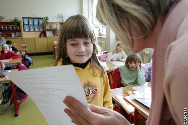 Dobrý uitel by se ml zajímat o názory svých ák, brát v úvahu jejich individuální monosti a podporovat jejich sebedvru.