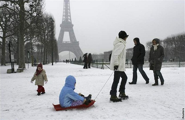 Spoteba energie kvli mrazivému poasí dosáhla ve Francii nového denního rekordu