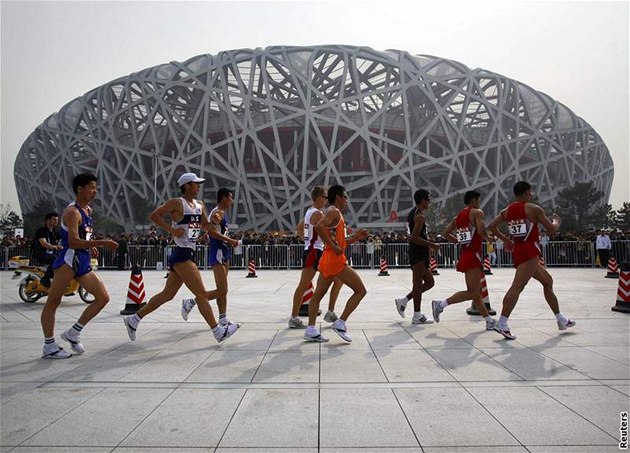 Ptaí hnízdo - olympijský stadion v Pekingu