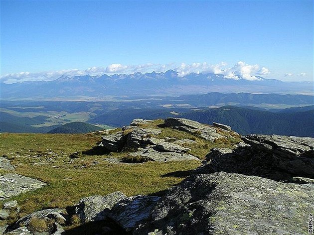 Vysoké Tatry z vrcholu Kráovy hoe.