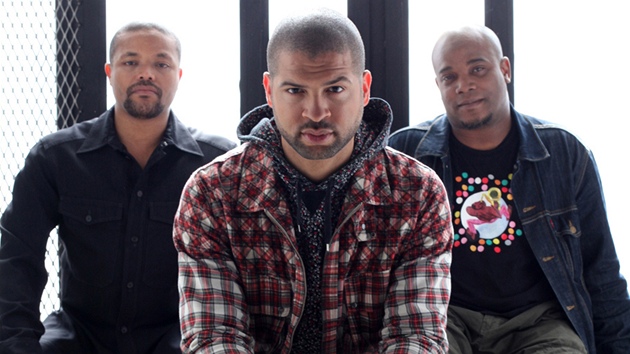 Jason Moran Trio (Moran sedí uprostřed) Jason Moran Trio (Moran sedí uprostřed)