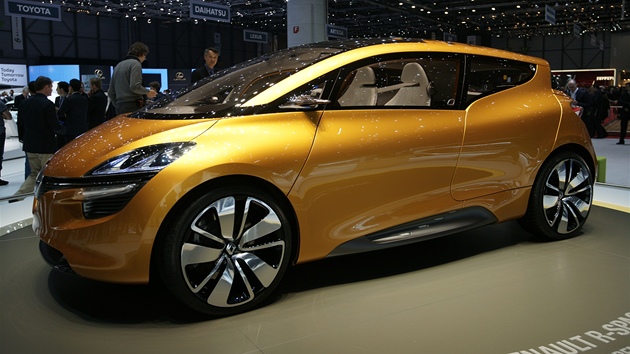 Renault R-Space