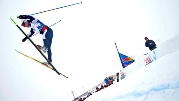Bývalý sdruženář Ladislav Rygl oslavuje vítězství v Red Bull Nordix 2010 Bývalý sdruženář Ladislav Rygl oslavuje vítězství v Red Bull Nordix 2010