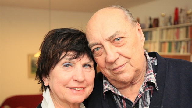 Legendární Vlastimil Bubník s manželkou Hanou. Legendární Vlastimil Bubník s manželkou Hanou.