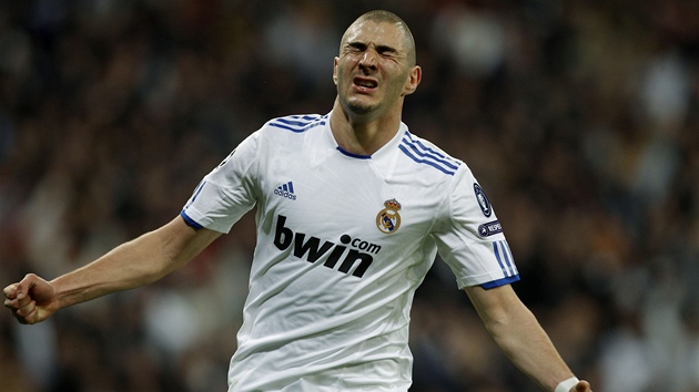 ASTNÝ STELEC. Karim Benzema z Realu Madrid se raduje z gólu.