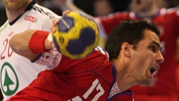 David Juíek zakonující v reprezentaním duelu proti Norsku.