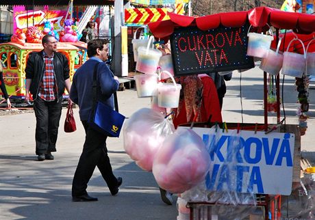 Na pou mohou zdarma senioi nad 70 let. (Ilustraní snímek)