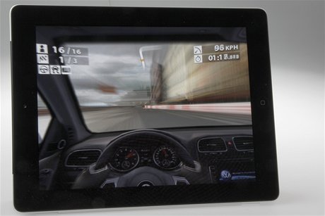 iPad 2 - Real Racing 2 HD