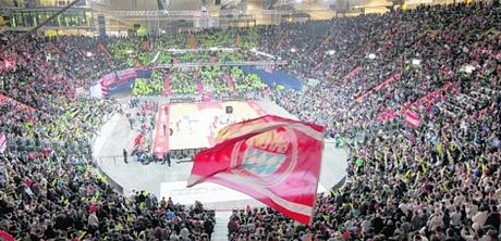 Nkteré zápasy druhé ligy hrají basketbalisté Bayernu Mnichov i ve velké olympijské hale.