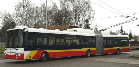 Mstská hromadná doprava v Hradci Králové pidá novou linku zdarma.