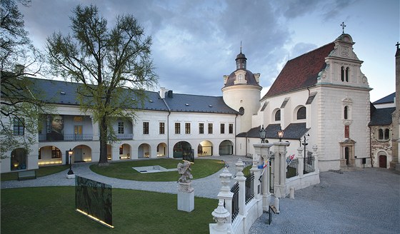 V olomouckém Arcidiecézní muzeum si lze bhem Vánoc zdarma prohlédnout výstavu sochae Ivana Theimera a expozici Speculum Mundi.