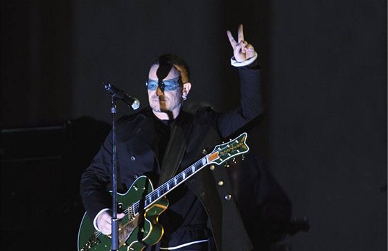 Bono na loském berlínském koncert
