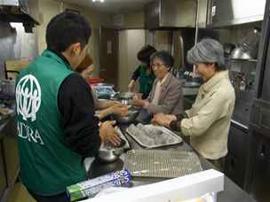 Humanitrn organizace ADRA pomh lidem v Japonsku, kter zashlo zemtesen a nsledn tsunami