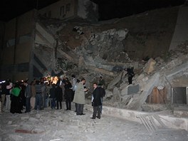 Znien budovy v rezidenci libyjskho vdce Muammara Kaddfho (21. bezna 2011)