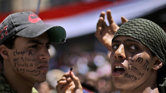 Jemenci protestují proti dlouholeté vlád prezidenta Sáliha (24. bezna 2011)