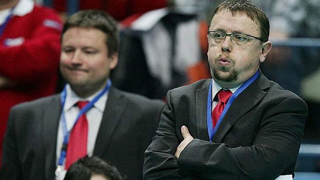 Trenér Zdeněk Skružný (vpravo) Trenér Zdeněk Skružný (vpravo)