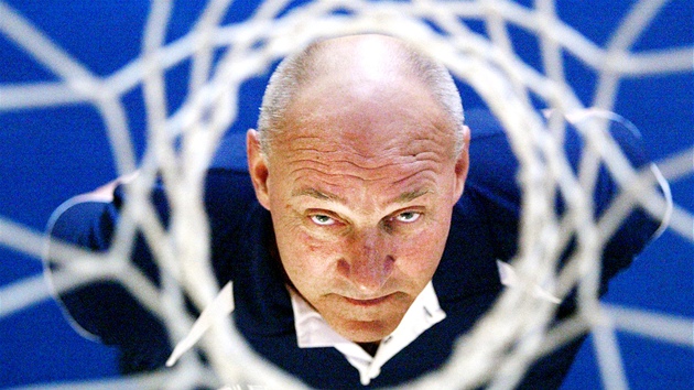 Bývalý basketbalista a trenér Jan Bobrovský Bývalý basketbalista a trenér Jan Bobrovský
