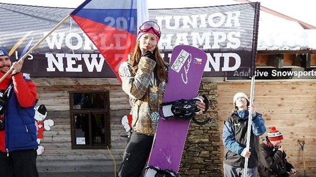 Juniorská mistryně světa ve snowboardcrossu Eva Samková. Juniorská mistryně světa ve snowboardcrossu Eva Samková.