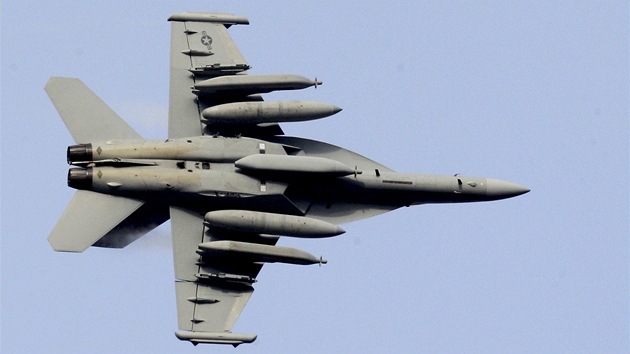 Stíhačka F-18 Superhornet Stíhačka F-18 Superhornet