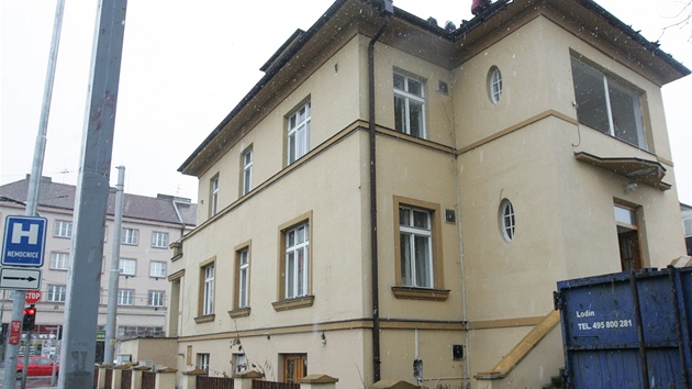 Vila íslo 731 ve Stelecké ulici v Hradci Králové tsn ped demolicí