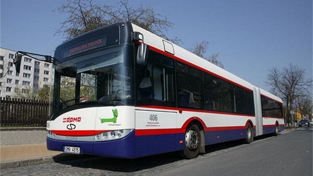 Autobus dopravního podniku msta Olomouce.