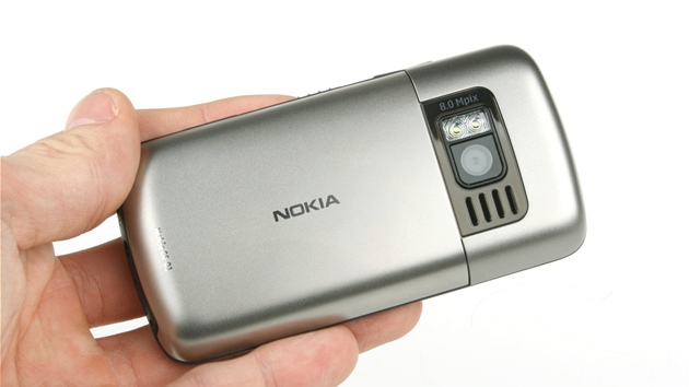 Nokia C6-01