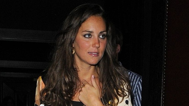 Po atech ve stylu Kate Middletonové Britky doslova ílí.