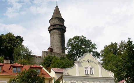 Trba nad tramberskm nmstm - pohled, kter se neomrz.