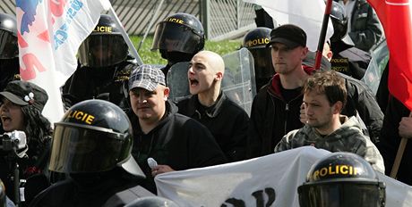 Shromádní a pochodu DSSS v Ústí by se mlo 1. kvtna zúastnit a 500 lidí. Ilustraní snímek