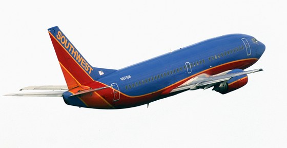 Boeing 737-300 spolenosti Southwest Airlines