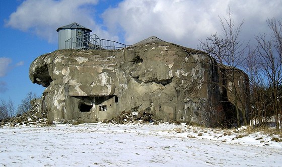 Do vojenské pevnosti na Dobroov se lidé mohou podívat od roku 1969.