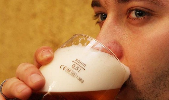 Jihlavské pivo Jeek o íjna podraí o 4,5 procenta. Ilustraní foto