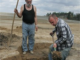 Archeologov objevili na dn vyputn Plumlovsk pehrady nlezy dokazujc osdlen msta od mlad doby kamenn a do star doby elezn. Tyto jsou kultury s moravskou malovanou keramikou z obdob neolitu (4 500 let ped nam letopotem).