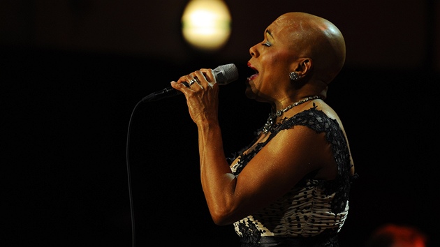 Dee Dee Bridgewater na praském koncert v Obecním dom (2. dubna 2011)