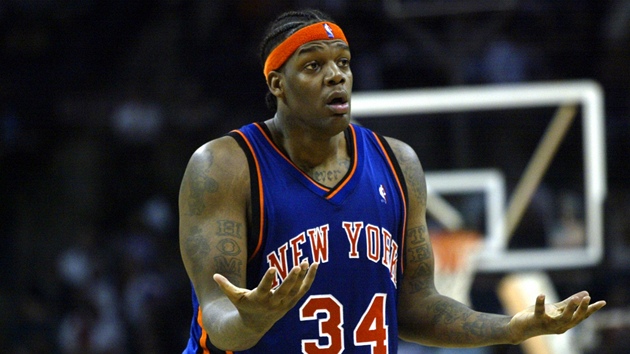 Eddy Curry v dresu New Yorku Knicks. Eddy Curry v dresu New Yorku Knicks.