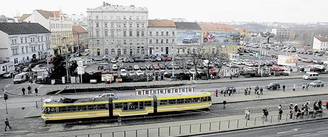 Proluka v sadech Ptaticátník v Plzni