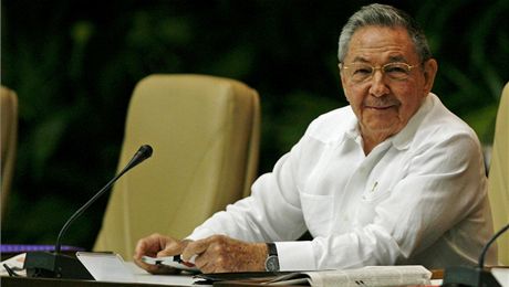 Raúl Castro na VI. sjezdu kubánských komunist (16. dubna 2011)
