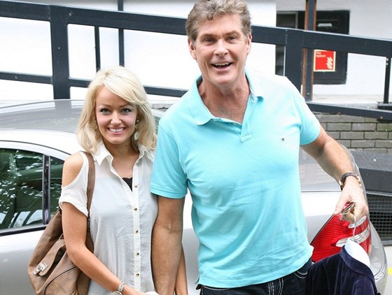 David Hasselhoff a Hayley Robertsová