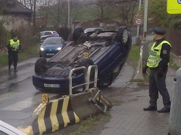 Policie vyetuje nehodu v Psnici.