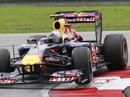 Sebastian Vettel na Red Bullu na trati Velk ceny Malajsie. 
