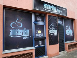 Olomouck Amsterdam shop, v nm se prodvaly syntetick drogy, kter esk zkony teprve nedvno zakzaly.