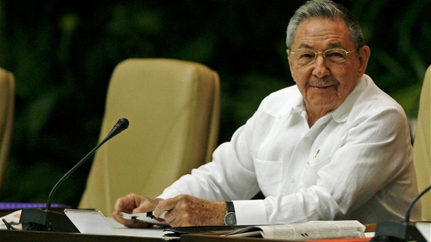 Raúl Castro na VI. sjezdu kubánských komunist (16. dubna 2011)