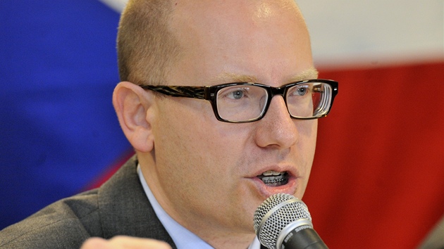 Bohuslav Sobotka na jednání ÚVV ČSSD mluvil o tom, že vláda ztratila právo provádět reformy a vysvětloval návrh vyslovit vládě nedůvěru. Bohuslav Sobotka na jednání ÚVV ČSSD mluvil o tom, že vláda ztratila právo provádět reformy a vysvětloval návrh vyslovit vládě nedůvěru.