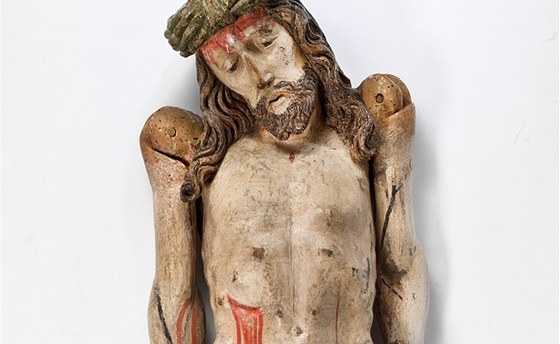 Ukiovaný Kristus s pohyblivými paemi ze 16. století, který byl nalezen v litovelské kapli svatého Jií. Nyní je vystaven v olomouckém Arcidiecézním muzeu.