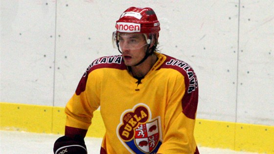 Petr Vomik oblékl dres Jihlavy u v lét 2010, v sezon ji ale neposílil.