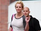 Britney Spears si vyrazila bez podprsenky na zvukovou zkouku ped koncertem....