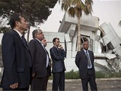 Oficiln prohldka Kaddfho sdla po nletu NATO (26. dubna 2011)